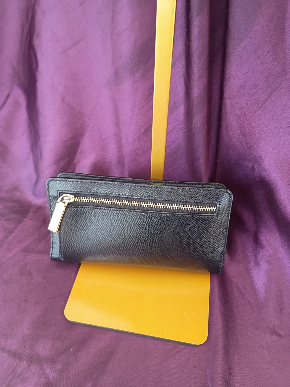 kate spade black leather wallet - Picture 3 of 10